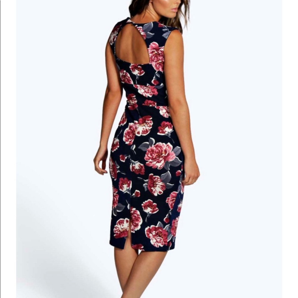 NWT Suzie Floral Sweetheart Midi Dress